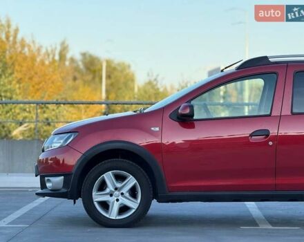 Дачия Sandero StepWay 2014 в Киеве на Automoto.ua Красный Дачия Sandero StepWay, объемом двигателя 1.46 л и пробегом 90 тыс. км за 8850 $, фото 1 на Automoto.ua