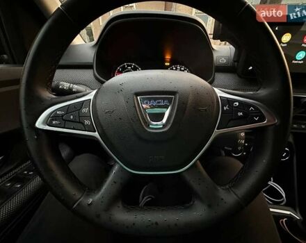 Червоний Дачія Sandero StepWay, об'ємом двигуна 1 л та пробігом 28 тис. км за 12200 $, фото 3 на Automoto.ua