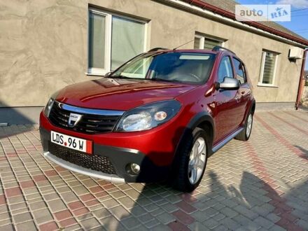 Червоний Дачія Sandero StepWay, об'ємом двигуна 1.6 л та пробігом 161 тис. км за 6950 $, фото 1 на Automoto.ua