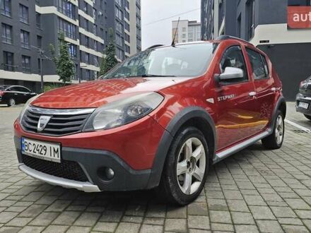 Дачия Sandero StepWay 2010 в Ивано-Франковске на Automoto.ua Красный Дачия Sandero StepWay, объемом двигателя 1.46 л и пробегом 191 тыс. км за 6300 $, фото 1 на Automoto.ua