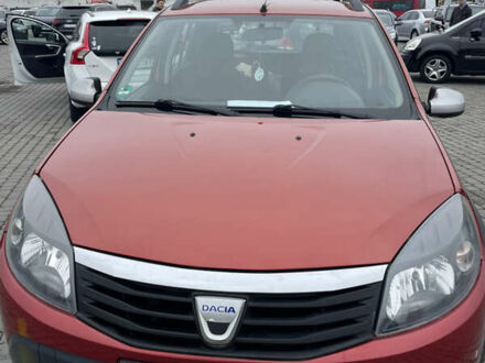 Дачия Sandero StepWay 2010 в Черновцах на Automoto.ua Красный Дачия Sandero StepWay, объемом двигателя 1.6 л и пробегом 211 тыс. км за 5600 $, фото 1 на Automoto.ua