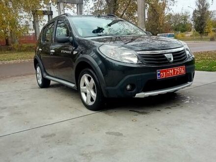 Дачия Sandero StepWay 2010 в Каменское - Днепродзержинск на Automoto.ua Красный Дачия Sandero StepWay, объемом двигателя 1.6 л и пробегом 140 тыс. км за 7100 $, фото 1 на Automoto.ua