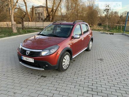 Красный Дачия Sandero StepWay, объемом двигателя 1.5 л и пробегом 182 тыс. км за 6800 $, фото 1 на Automoto.ua