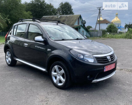 Дачія Sandero StepWay, об'ємом двигуна 1.6 л та пробігом 185 тис. км за 5900 $, фото 1 на Automoto.ua