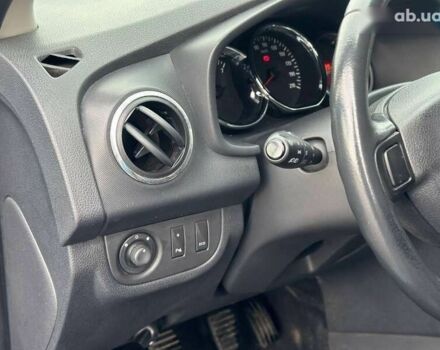 Дачия Sandero StepWay, объемом двигателя 1.5 л и пробегом 219 тыс. км за 7950 $, фото 18 на Automoto.ua