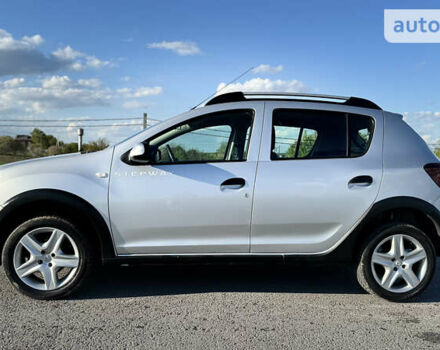 Дачия Sandero StepWay, объемом двигателя 1.5 л и пробегом 116 тыс. км за 8700 $, фото 7 на Automoto.ua