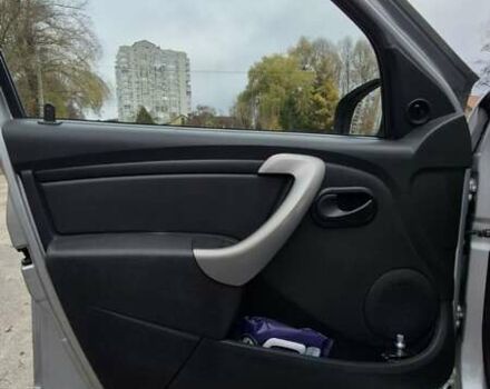 Серый Дачия Sandero StepWay, объемом двигателя 1.6 л и пробегом 62 тыс. км за 7500 $, фото 14 на Automoto.ua