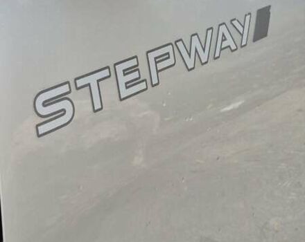 Серый Дачия Sandero StepWay, объемом двигателя 1.6 л и пробегом 62 тыс. км за 7500 $, фото 6 на Automoto.ua