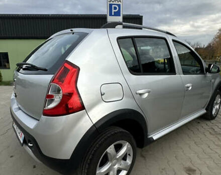 Серый Дачия Sandero StepWay, объемом двигателя 1.6 л и пробегом 175 тыс. км за 6700 $, фото 8 на Automoto.ua
