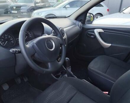 Серый Дачия Sandero StepWay, объемом двигателя 1.6 л и пробегом 190 тыс. км за 6600 $, фото 26 на Automoto.ua