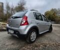 Серый Дачия Sandero StepWay, объемом двигателя 1.6 л и пробегом 62 тыс. км за 7500 $, фото 2 на Automoto.ua