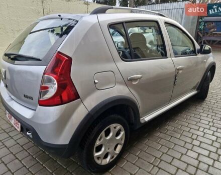 Серый Дачия Sandero StepWay, объемом двигателя 1.6 л и пробегом 200 тыс. км за 5700 $, фото 16 на Automoto.ua