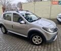 Серый Дачия Sandero StepWay, объемом двигателя 1.6 л и пробегом 200 тыс. км за 5700 $, фото 4 на Automoto.ua