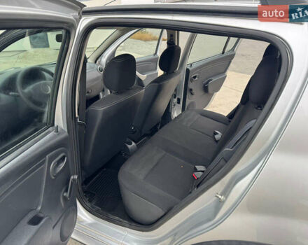 Серый Дачия Sandero StepWay, объемом двигателя 1.6 л и пробегом 175 тыс. км за 6200 $, фото 9 на Automoto.ua