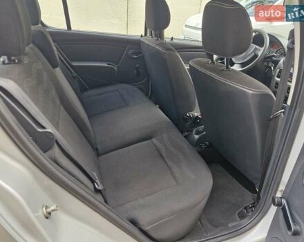 Серый Дачия Sandero StepWay, объемом двигателя 1.6 л и пробегом 200 тыс. км за 5700 $, фото 13 на Automoto.ua