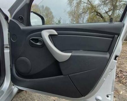 Серый Дачия Sandero StepWay, объемом двигателя 1.6 л и пробегом 62 тыс. км за 7500 $, фото 21 на Automoto.ua