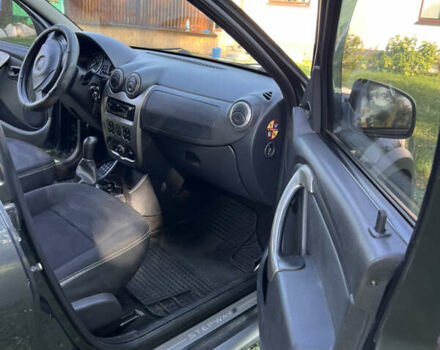 Серый Дачия Sandero StepWay, объемом двигателя 1.6 л и пробегом 144 тыс. км за 6500 $, фото 16 на Automoto.ua
