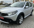 Серый Дачия Sandero StepWay, объемом двигателя 1.6 л и пробегом 175 тыс. км за 6700 $, фото 6 на Automoto.ua