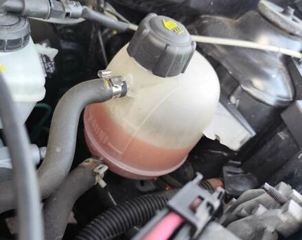 Серый Дачия Sandero StepWay, объемом двигателя 1.6 л и пробегом 190 тыс. км за 6600 $, фото 33 на Automoto.ua