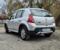 Серый Дачия Sandero StepWay, объемом двигателя 1.6 л и пробегом 62 тыс. км за 7500 $, фото 8 на Automoto.ua