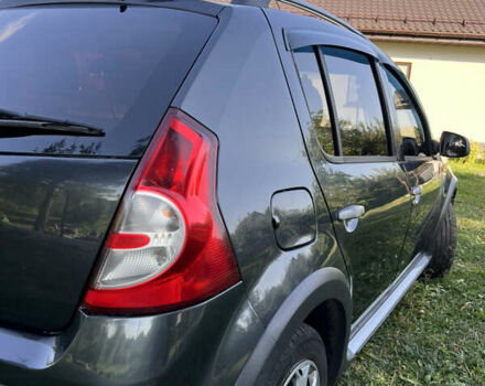 Серый Дачия Sandero StepWay, объемом двигателя 1.6 л и пробегом 144 тыс. км за 6500 $, фото 9 на Automoto.ua