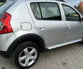 Серый Дачия Sandero StepWay, объемом двигателя 1.6 л и пробегом 175 тыс. км за 6700 $, фото 2 на Automoto.ua