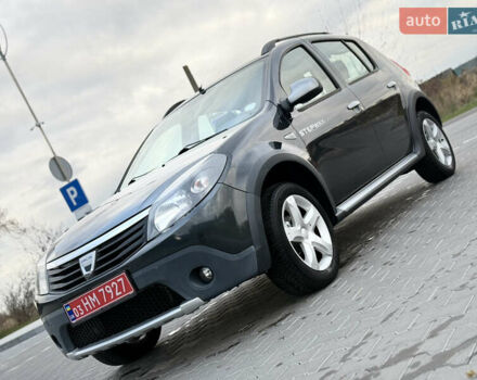 Серый Дачия Sandero StepWay, объемом двигателя 1.6 л и пробегом 141 тыс. км за 6200 $, фото 18 на Automoto.ua