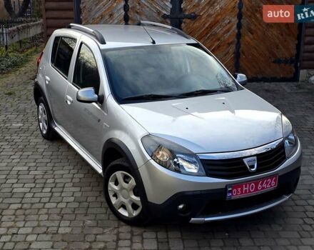 Сірий Дачія Sandero StepWay, об'ємом двигуна 1.6 л та пробігом 147 тис. км за 6800 $, фото 1 на Automoto.ua