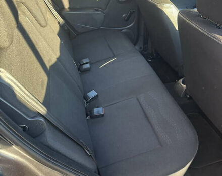 Серый Дачия Sandero StepWay, объемом двигателя 1.6 л и пробегом 180 тыс. км за 6699 $, фото 10 на Automoto.ua