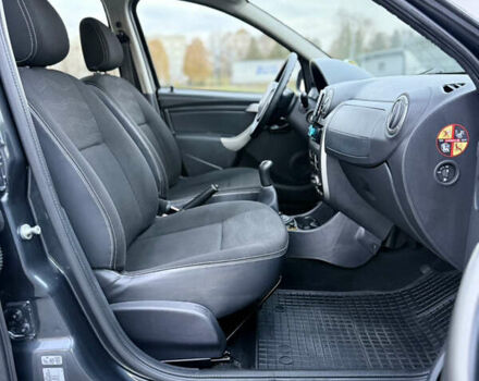 Серый Дачия Sandero StepWay, объемом двигателя 1.6 л и пробегом 141 тыс. км за 6200 $, фото 84 на Automoto.ua