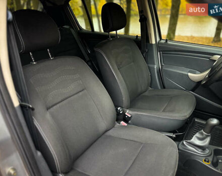 Дачия Sandero StepWay 2010 в Сумах на Automoto.ua Серый Дачия Sandero StepWay, объемом двигателя 1.6 л и пробегом 136 тыс. км за 6700 $, фото 34 на Automoto.ua