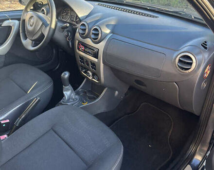 Серый Дачия Sandero StepWay, объемом двигателя 1.6 л и пробегом 180 тыс. км за 6699 $, фото 17 на Automoto.ua
