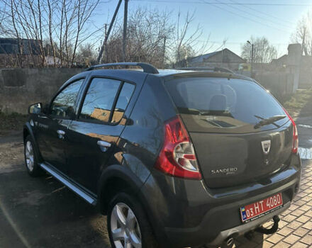 Серый Дачия Sandero StepWay, объемом двигателя 1.6 л и пробегом 180 тыс. км за 6699 $, фото 5 на Automoto.ua