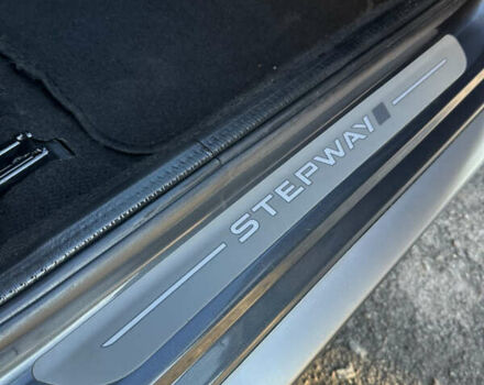 Серый Дачия Sandero StepWay, объемом двигателя 1.6 л и пробегом 180 тыс. км за 6699 $, фото 22 на Automoto.ua