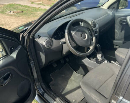 Серый Дачия Sandero StepWay, объемом двигателя 1.6 л и пробегом 131 тыс. км за 6400 $, фото 6 на Automoto.ua
