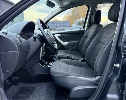 Серый Дачия Sandero StepWay, объемом двигателя 1.6 л и пробегом 141 тыс. км за 6200 $, фото 44 на Automoto.ua