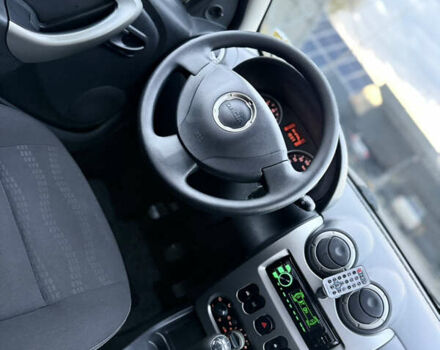 Серый Дачия Sandero StepWay, объемом двигателя 1.6 л и пробегом 141 тыс. км за 6200 $, фото 34 на Automoto.ua