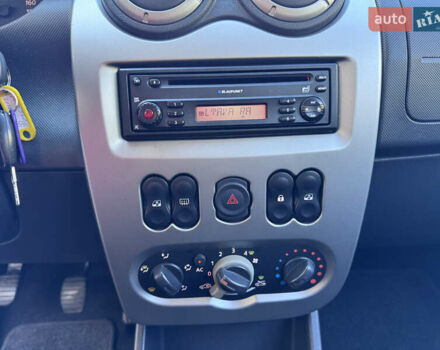 Серый Дачия Sandero StepWay, объемом двигателя 1.6 л и пробегом 173 тыс. км за 6799 $, фото 15 на Automoto.ua