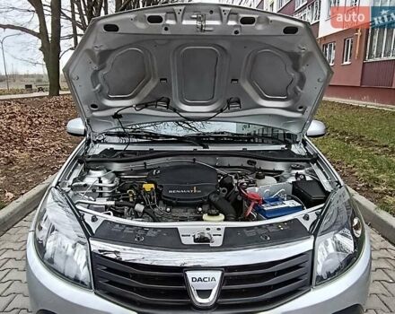 Серый Дачия Sandero StepWay, объемом двигателя 1.6 л и пробегом 132 тыс. км за 7300 $, фото 9 на Automoto.ua