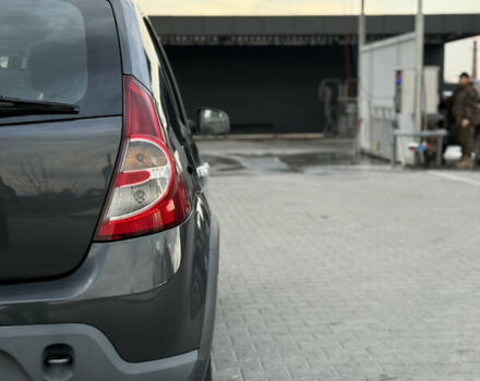 Серый Дачия Sandero StepWay, объемом двигателя 1.6 л и пробегом 141 тыс. км за 6200 $, фото 25 на Automoto.ua