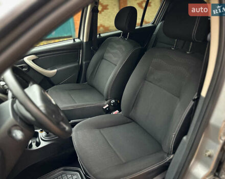 Дачия Sandero StepWay 2010 в Сумах на Automoto.ua Серый Дачия Sandero StepWay, объемом двигателя 1.6 л и пробегом 136 тыс. км за 6700 $, фото 26 на Automoto.ua