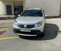 Серый Дачия Sandero StepWay, объемом двигателя 1.6 л и пробегом 195 тыс. км за 7200 $, фото 1 на Automoto.ua
