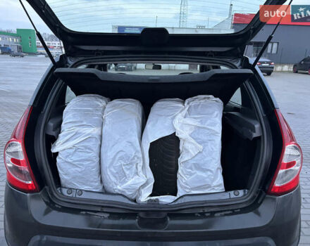 Серый Дачия Sandero StepWay, объемом двигателя 1.5 л и пробегом 181 тыс. км за 7500 $, фото 19 на Automoto.ua