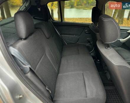 Дачия Sandero StepWay 2010 в Сумах на Automoto.ua Серый Дачия Sandero StepWay, объемом двигателя 1.6 л и пробегом 136 тыс. км за 6700 $, фото 41 на Automoto.ua