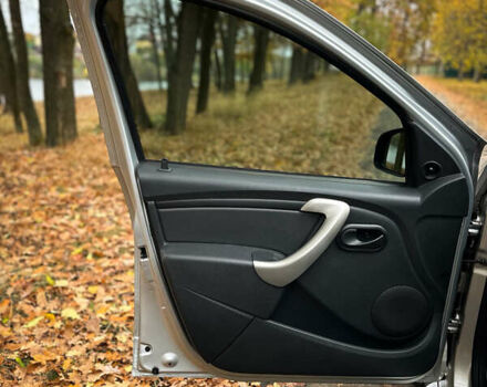 Дачия Sandero StepWay 2010 в Сумах на Automoto.ua Серый Дачия Sandero StepWay, объемом двигателя 1.6 л и пробегом 136 тыс. км за 6700 $, фото 49 на Automoto.ua