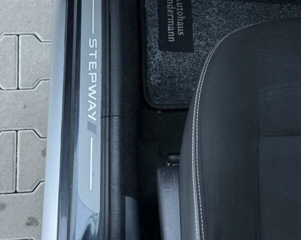 Серый Дачия Sandero StepWay, объемом двигателя 1.6 л и пробегом 141 тыс. км за 6200 $, фото 52 на Automoto.ua