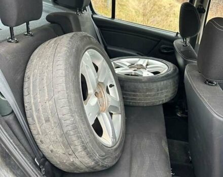 Серый Дачия Sandero StepWay, объемом двигателя 1.6 л и пробегом 230 тыс. км за 5300 $, фото 10 на Automoto.ua