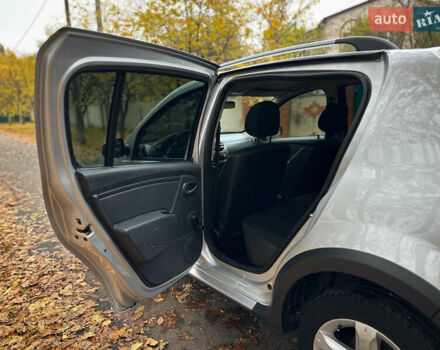 Дачия Sandero StepWay 2010 в Сумах на Automoto.ua Серый Дачия Sandero StepWay, объемом двигателя 1.6 л и пробегом 136 тыс. км за 6700 $, фото 29 на Automoto.ua