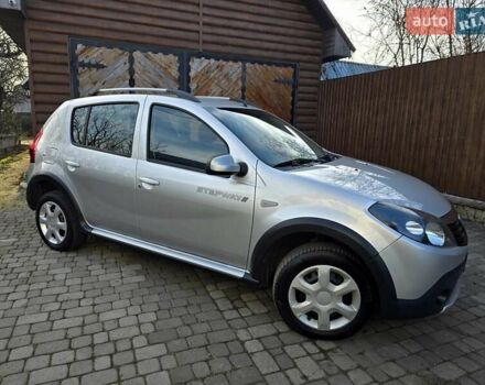 Сірий Дачія Sandero StepWay, об'ємом двигуна 1.6 л та пробігом 147 тис. км за 6800 $, фото 4 на Automoto.ua
