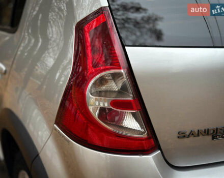 Дачия Sandero StepWay 2010 в Сумах на Automoto.ua Серый Дачия Sandero StepWay, объемом двигателя 1.6 л и пробегом 136 тыс. км за 6700 $, фото 22 на Automoto.ua
